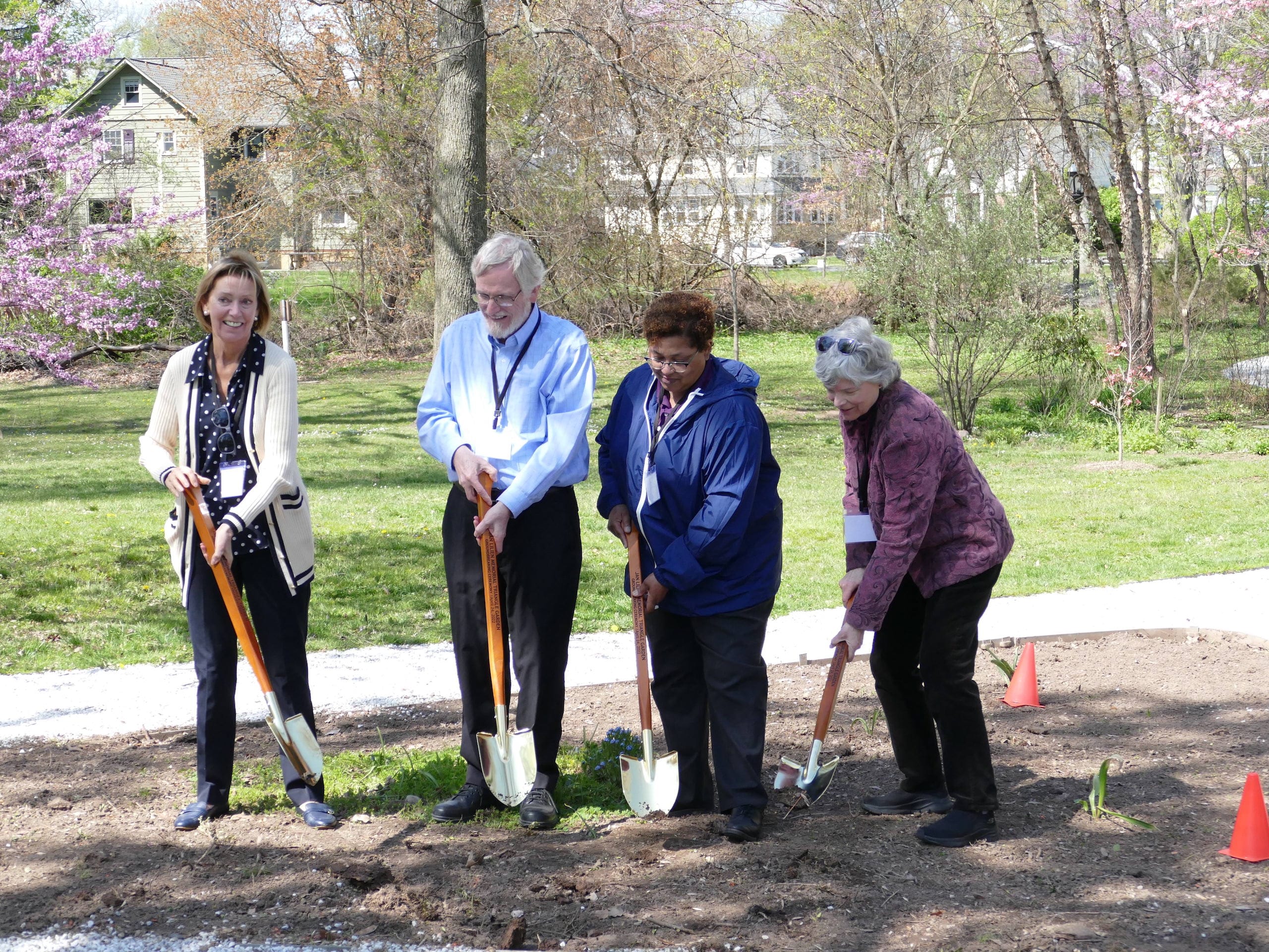 Cranford Mayor Prunty, County Commissioner Chair Rebecca Williams, and Commissioner Bette Jane Kowalski