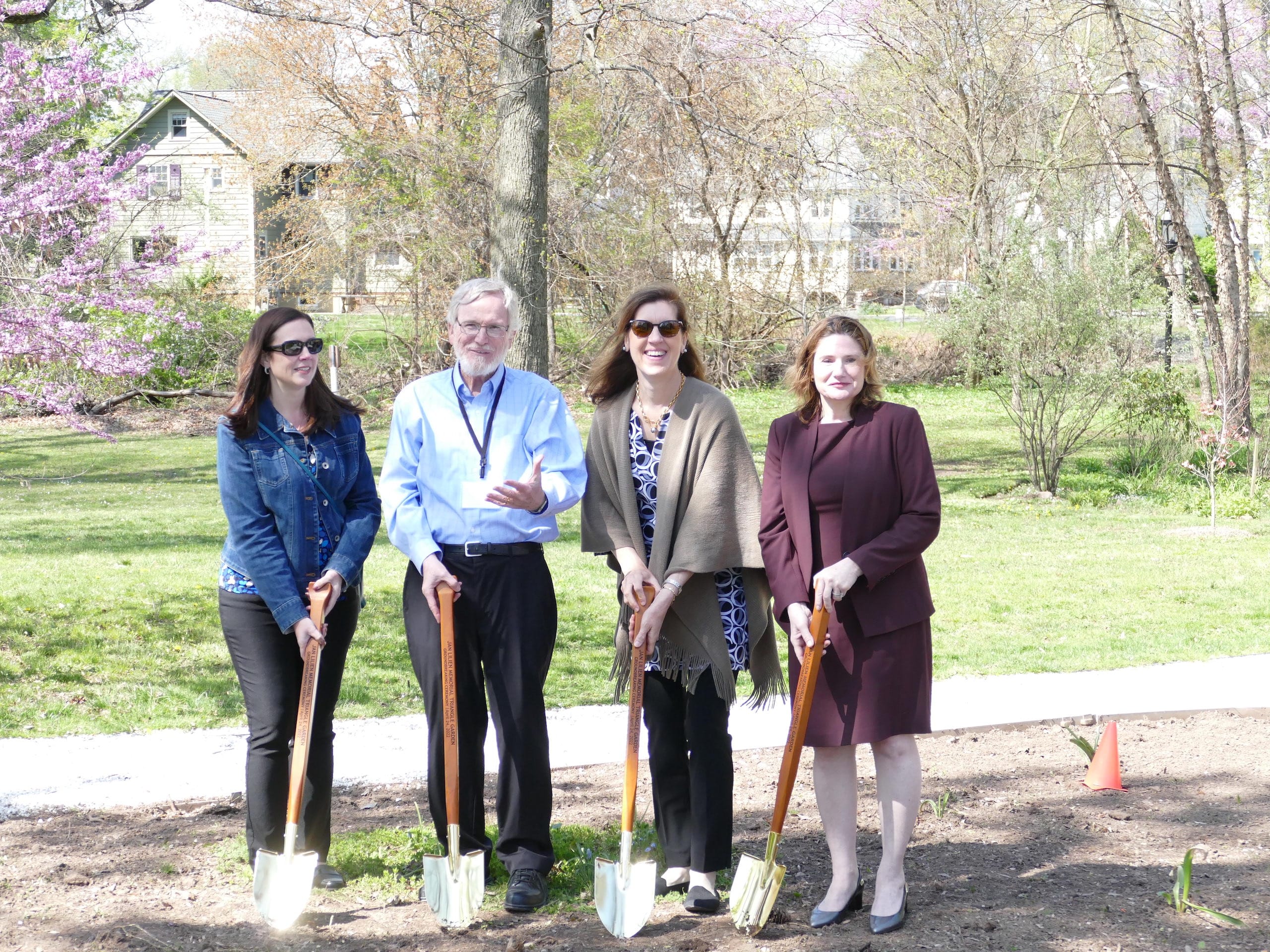 Speakers Prepare Jan's Garden in Hanson Park